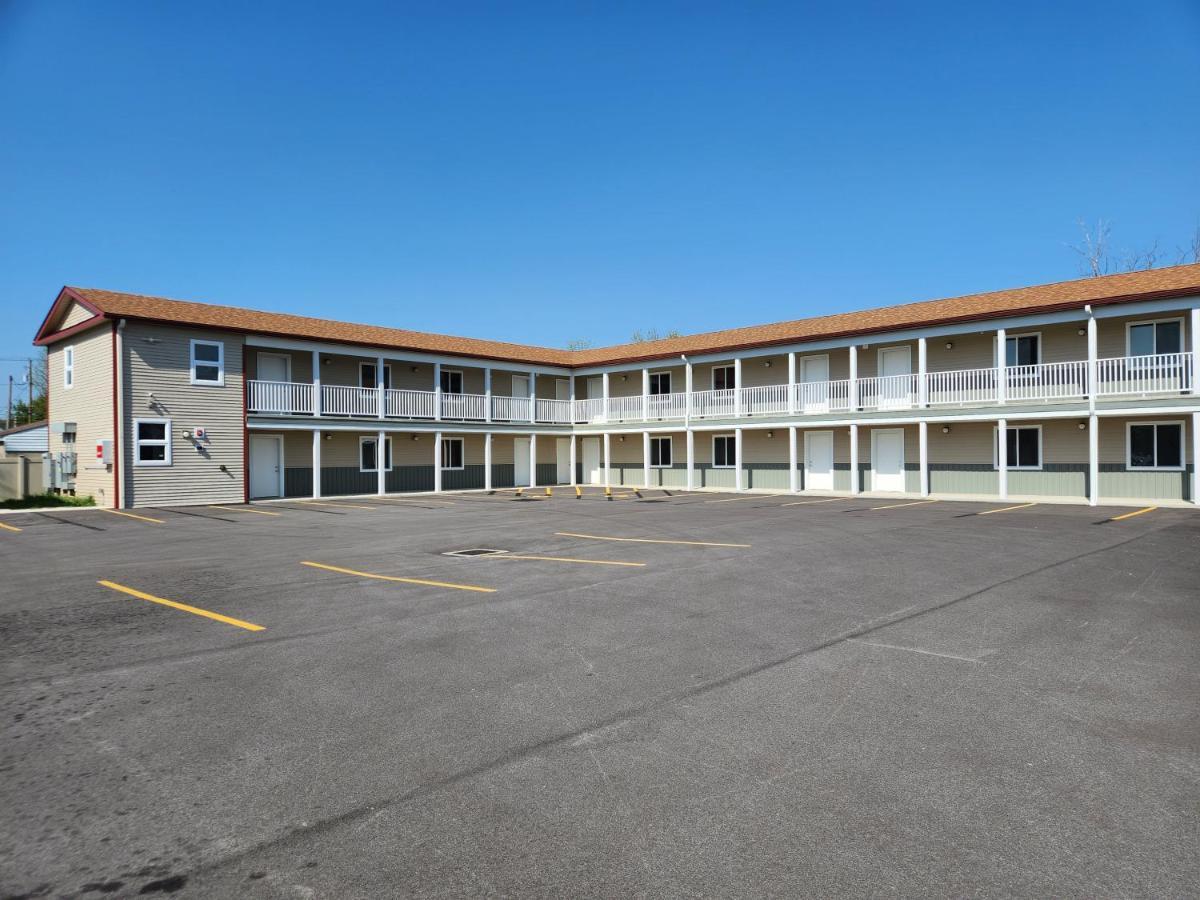 Stay Inn And Suites Niagara Falls Exterior photo