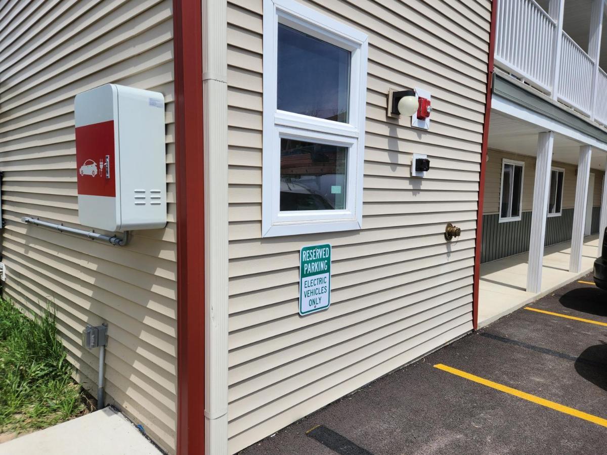 Stay Inn And Suites Niagara Falls Exterior photo